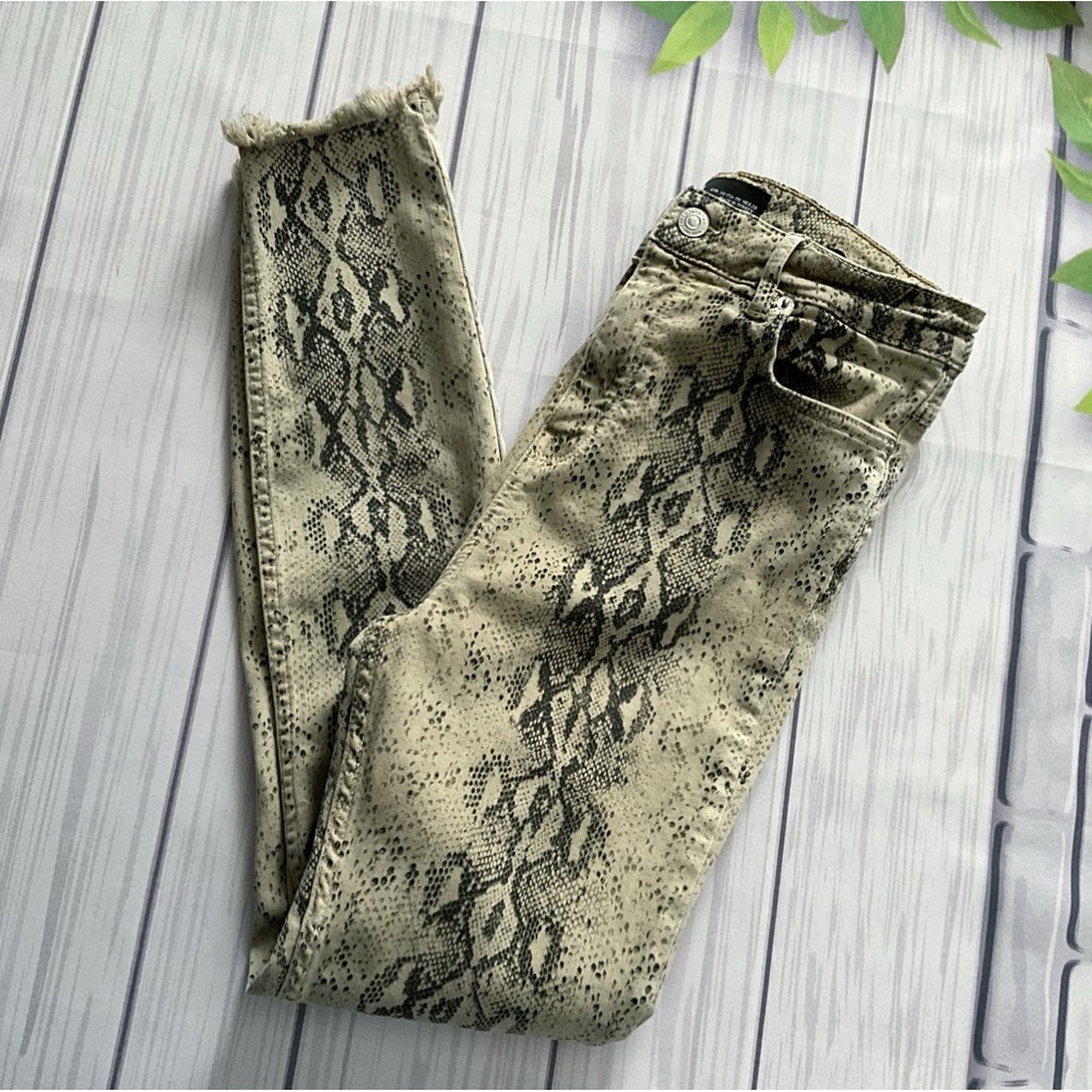 ZARA Snakeskin Print Highrise Skinny Jeans, Size 6 - Picture 2 of 12